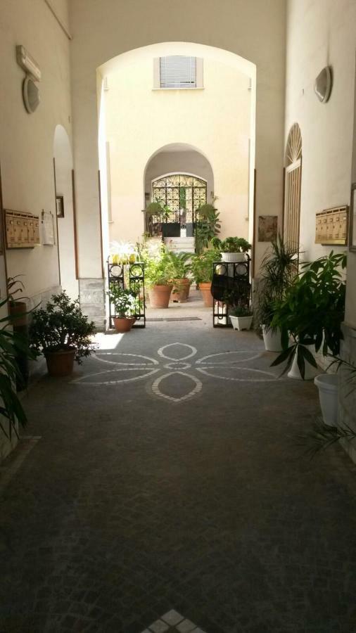 הוילה סן ג'יורג'יו א קרמאנו Casa Girasole מראה חיצוני תמונה