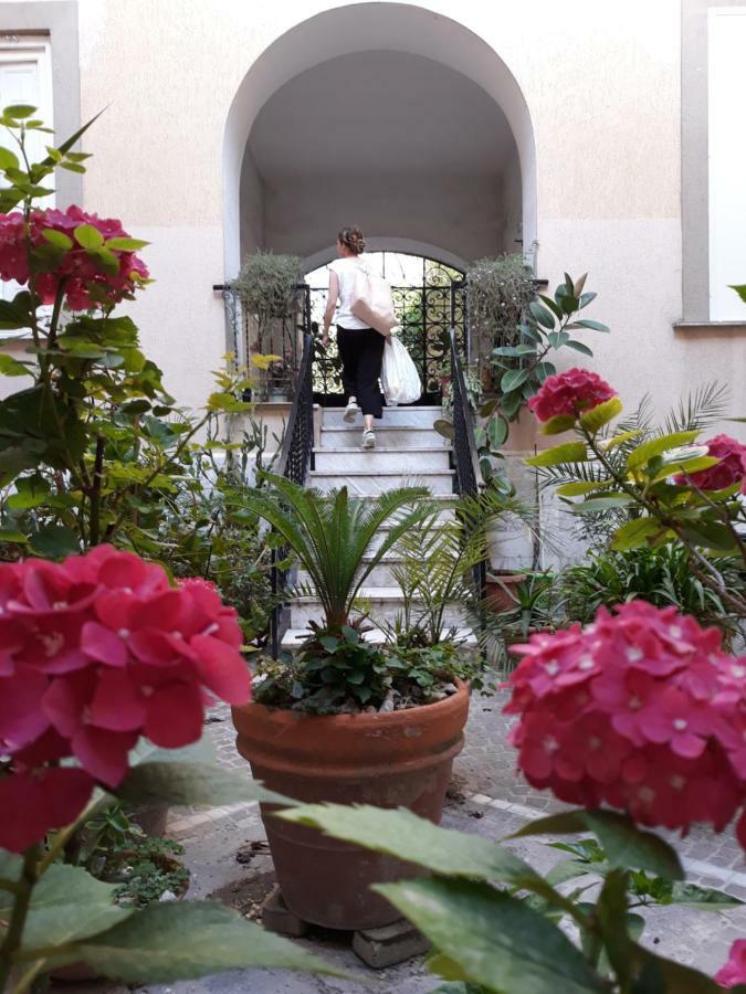 הוילה סן ג'יורג'יו א קרמאנו Casa Girasole מראה חיצוני תמונה