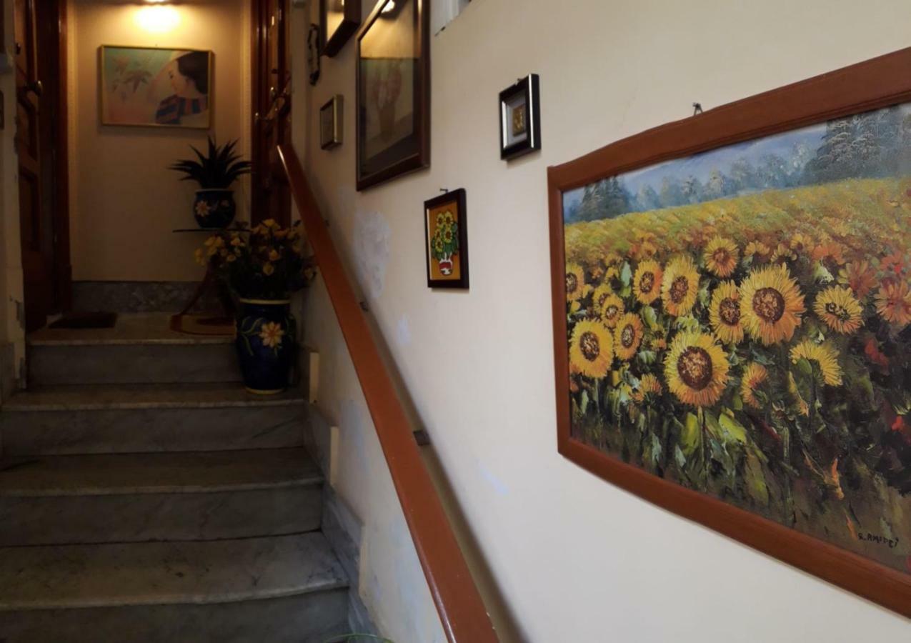 הוילה סן ג'יורג'יו א קרמאנו Casa Girasole מראה חיצוני תמונה